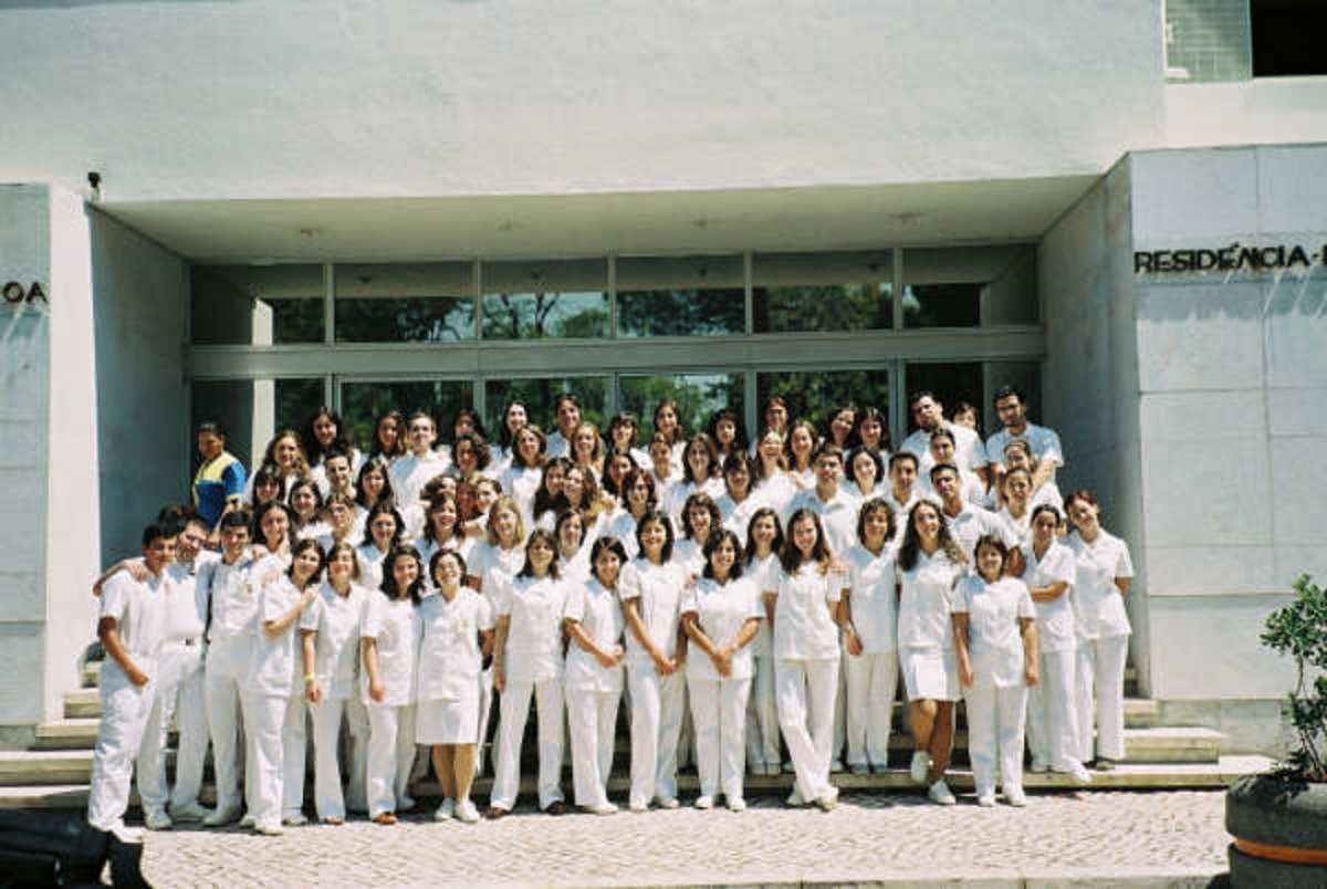 Escola Superior de Enfermagem Calouste Gulbenkian (3º Curso de Licenciatura em Enfermagem, 2003) Uniforme de Ensino Clínico