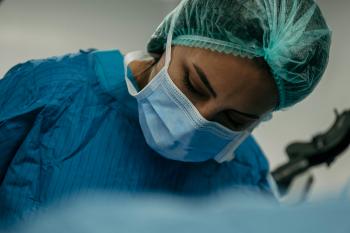 enfermeira em contexto de bloco operatório